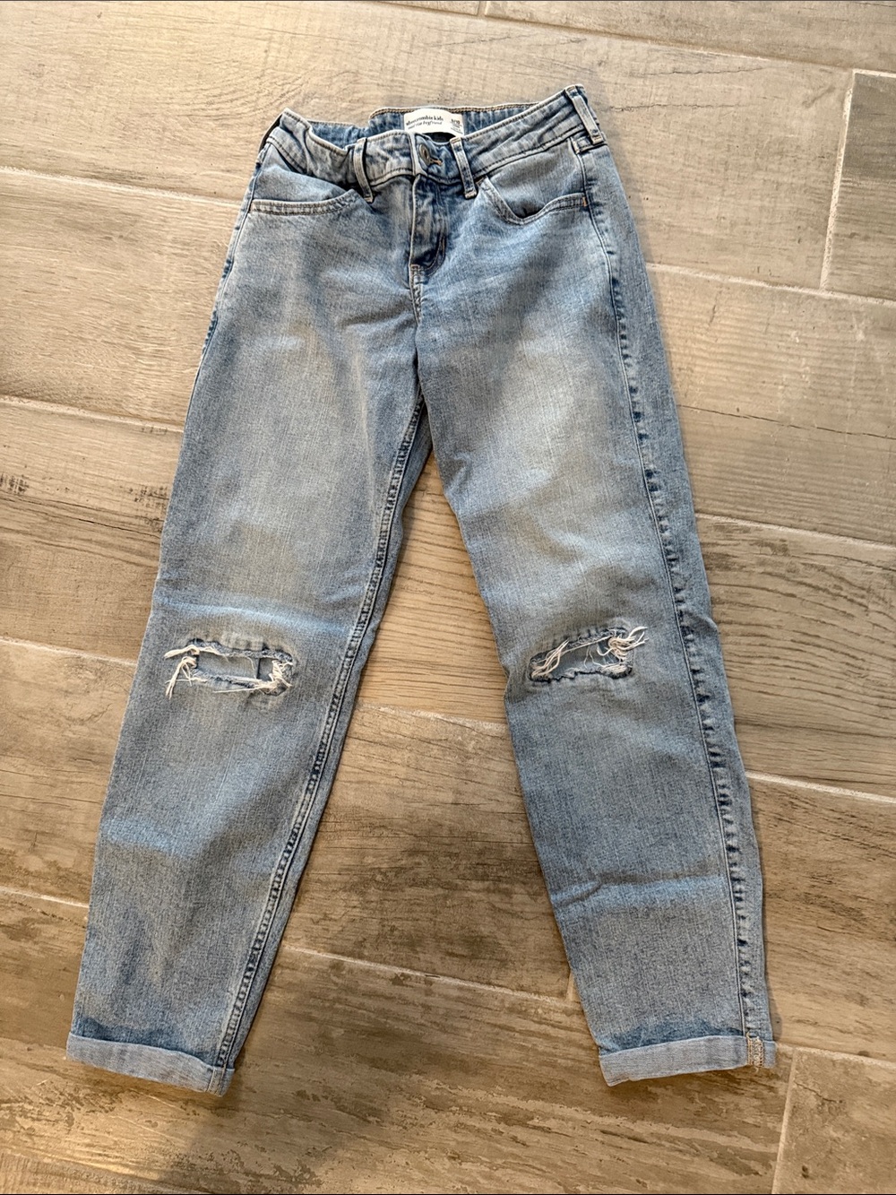 abercrombie kids light blue ripped knee jeans